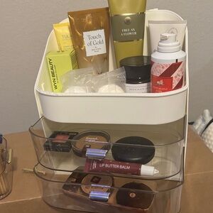 Bath & Body Works Red Peppermint Bark Truffle Candle